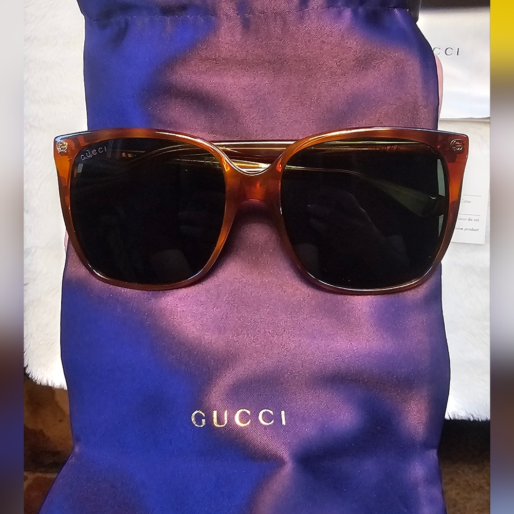 Gucci sunglasses